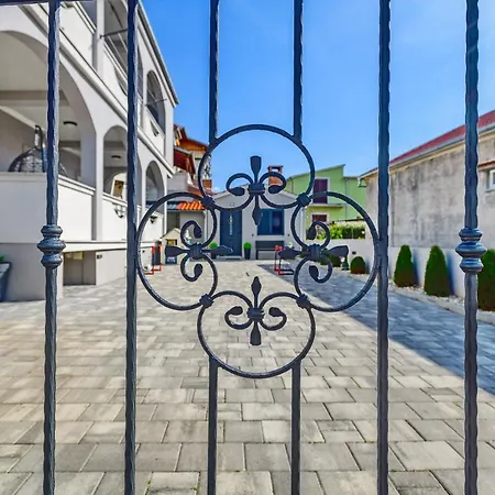 -zadar Ζαντάρ