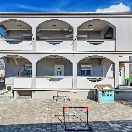 -zadar Apartment